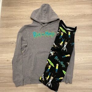 Old Navy Gray Hoodie with Graphic Design